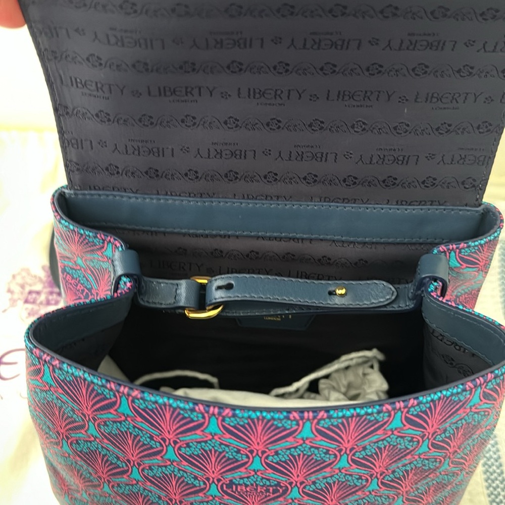 Liberty London ,Excellent condition only used twice . With dust bag , Sbag - Picture 7 of 11